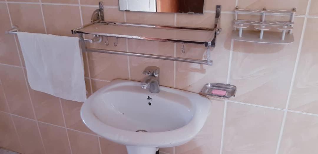 مبيت وإفطار Centre D'Accueil Casa Dell'Annunciazione Rusizi- Kamembe- Cyangugu -Rwanda المظهر الخارجي الصورة
